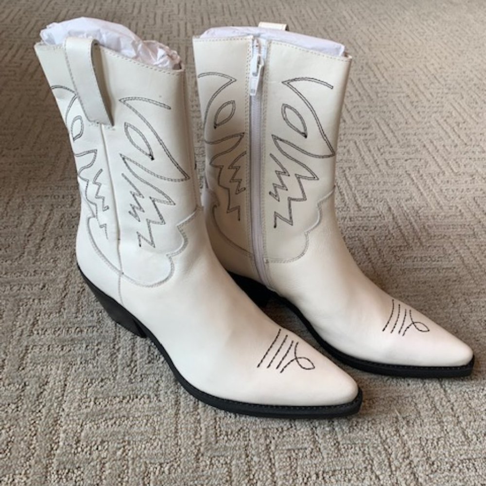 MATISSE Women's White Mae Western Boot